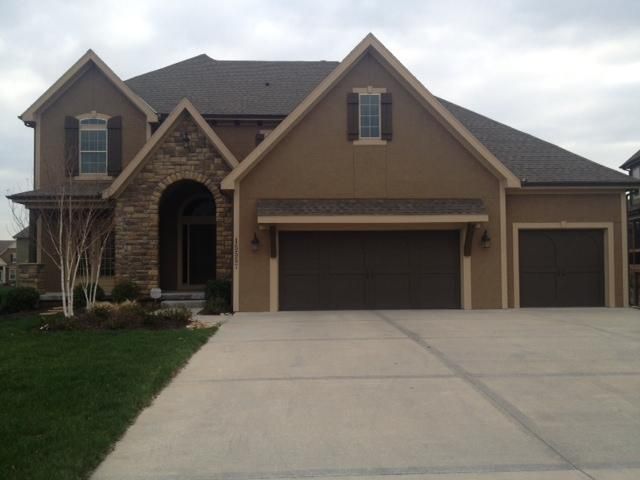 15557 Eby St, Overland Park, KS 66221