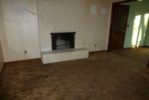 6701 E 133rd Ter, Grandview, MO 64030