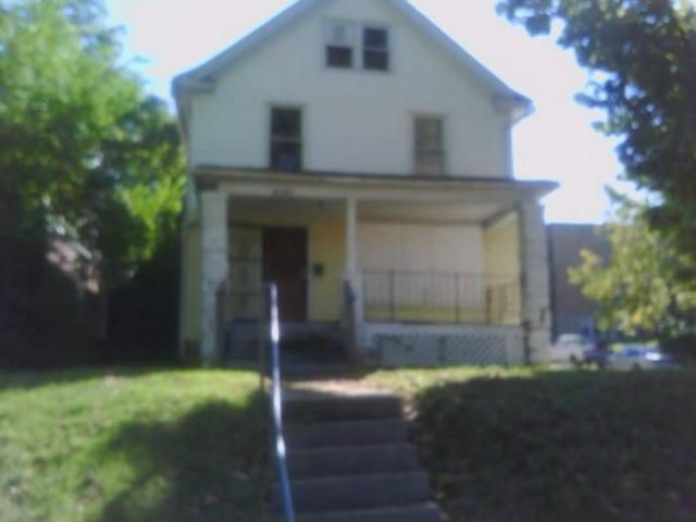 4145 Forest Ave, Kansas City, MO 64110