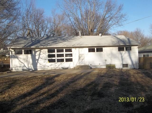 7705 E 108th St, Kansas City, MO 64134