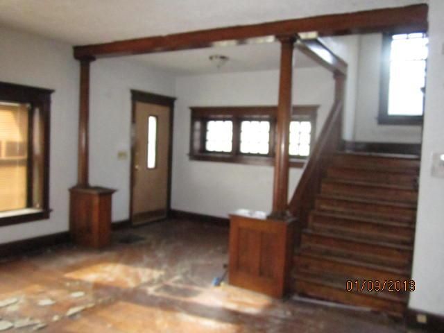 2020 E 24th St, Kansas City, MO 64127