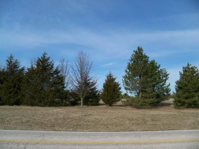 17680 Antioch Rd, Overland Park, KS 66058