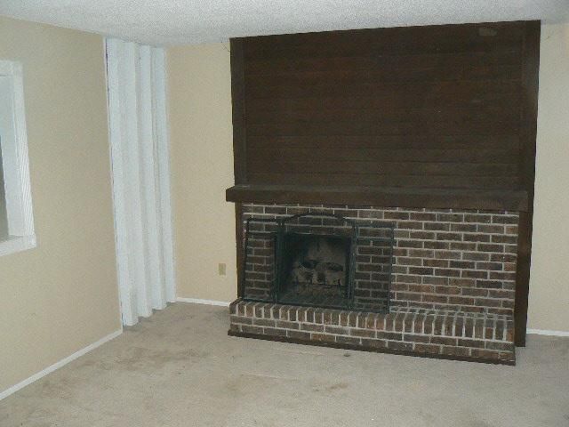 10951 Westgate St, Overland Park, KS 66210
