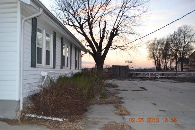 546 NW 131 Hw, Holden, MO 64040