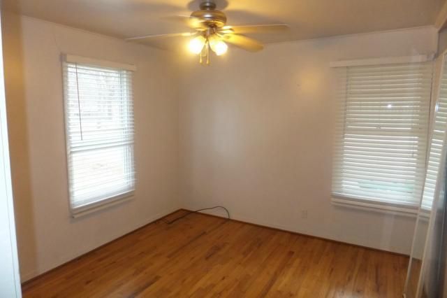 7632 Newton St, Overland Park, KS 66204