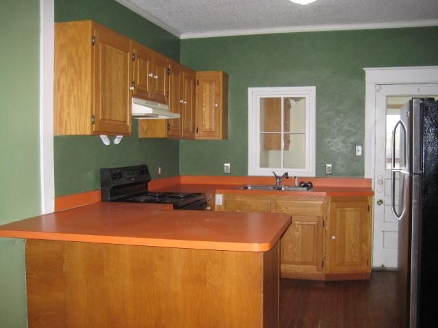 4438 Genessee St, Kansas City, MO 64111