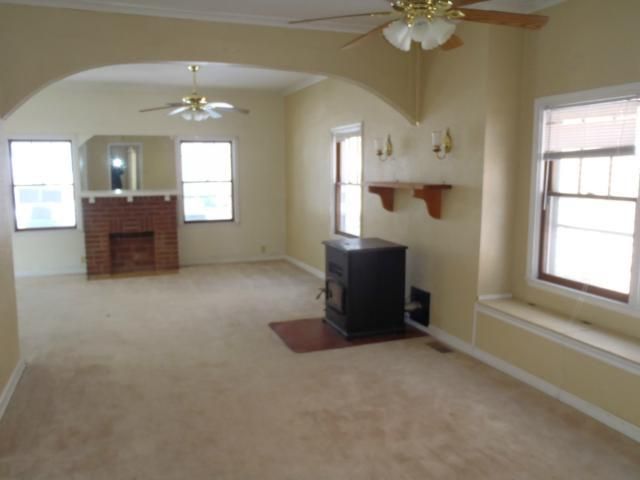 223 Main St, Osawatomie, KS 66064