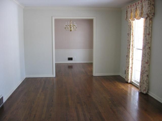 19 E 114 Ter, Kansas City, MO 64114