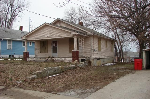 1008 N Osage St, Independence, MO 64050
