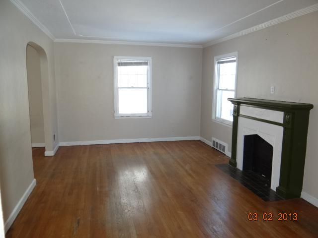 242 N 15th St, Kansas City, KS 66102