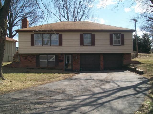 4201 E 105th St, Kansas City, MO 64137