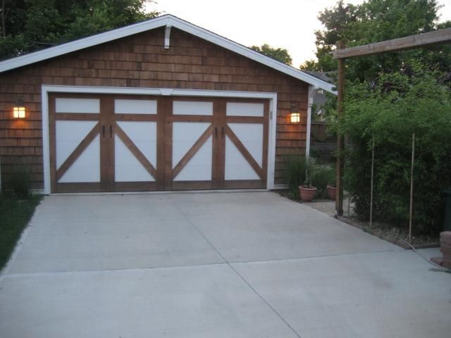 5622 Harrison St, Kansas City, MO 64110
