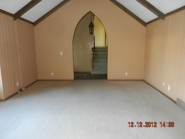 667 E 116th St, Kansas City, MO 64131