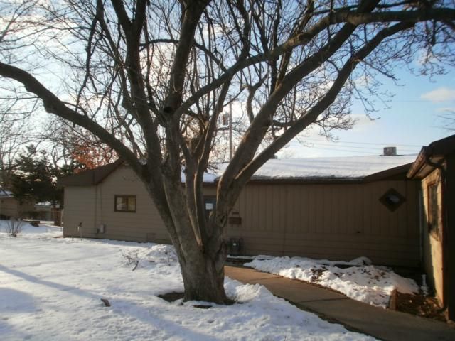 1027 E Frederick St, Independence, MO 64050