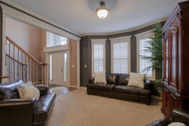 16204 Bluejacket St, Overland Park, KS 66062