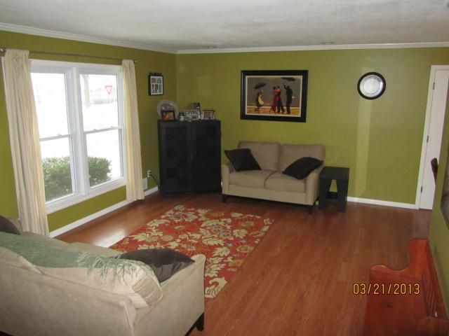 7231 Lowell Dr, Overland Park, KS 66204