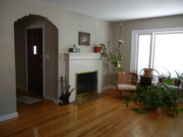 708 E 63rd Ter, Kansas City, MO 64110