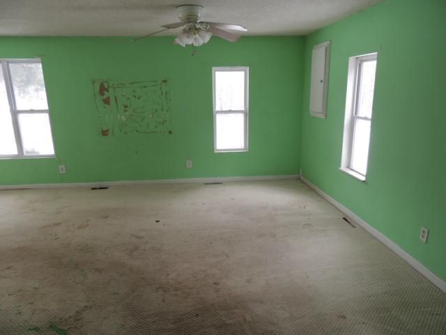 23003 E Blue Mills Rd, Independence, MO 64058