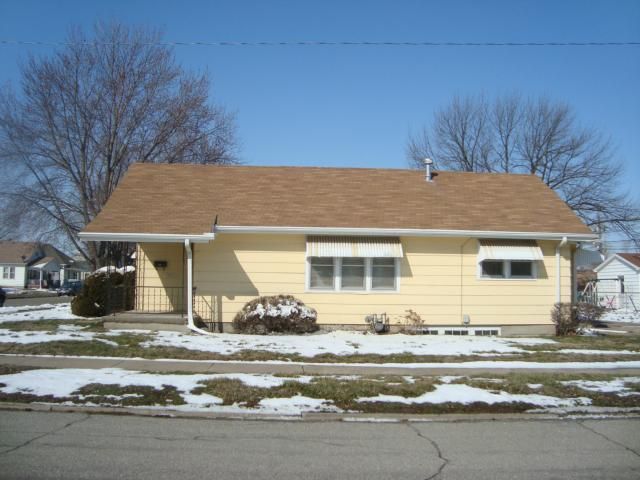 403 Michigan Ave, St Joseph, MO 64504