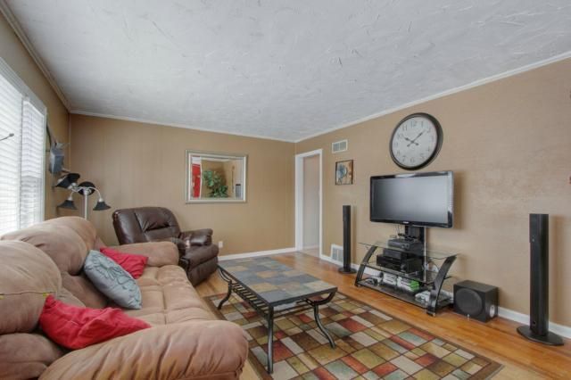 2308 Merriam Ln, Kansas City, KS 66106