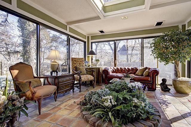 9901 Roe Ave, Overland Park, KS 66207