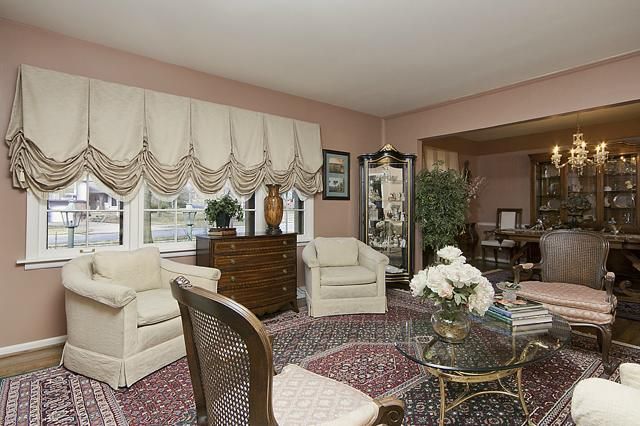 9901 Roe Ave, Overland Park, KS 66207