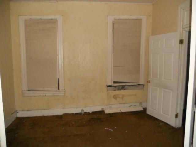 3035 E 7th St, Kansas City, MO 64124