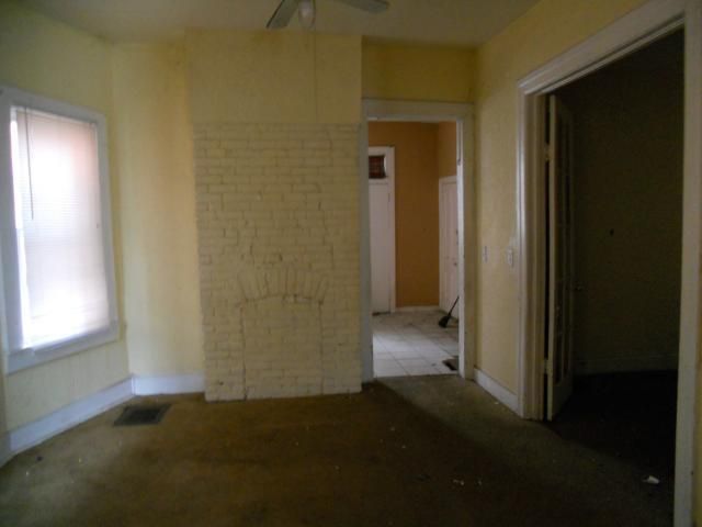 3035 E 7th St, Kansas City, MO 64124