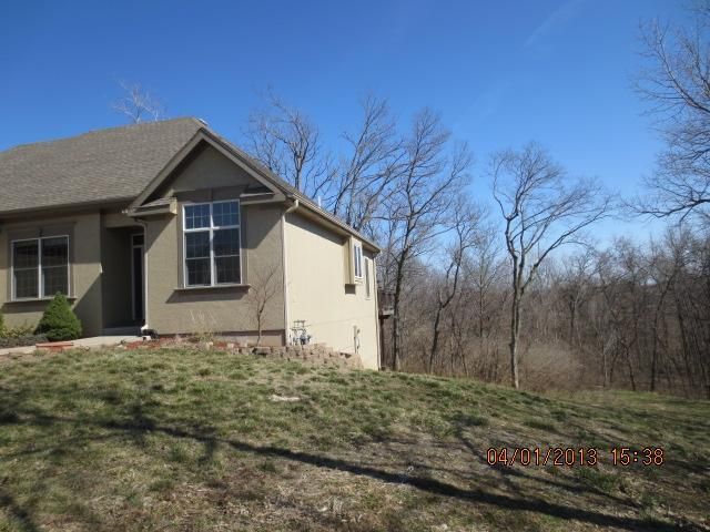 5112 NW Gower Ct, Riverside, MO 64150
