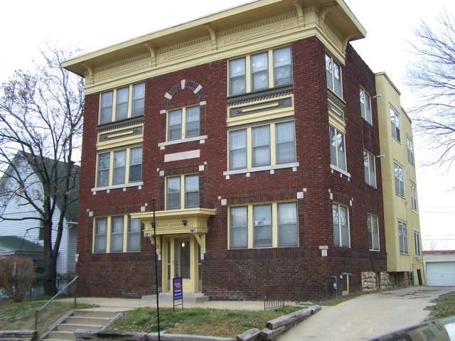 3634 Forest St, Kansas City, MO 64109