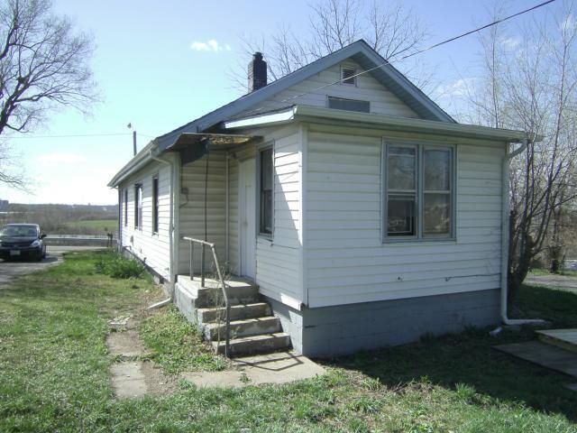 3201 Marsh Ave, Kansas City, MO 64129