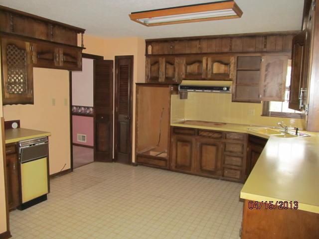12216 E 61st St, Kansas City, MO 64133