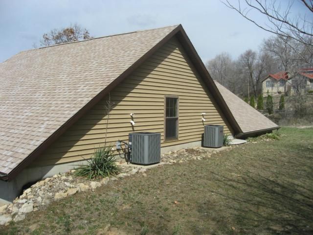 102 Jessie St, Wathena, KS 66090