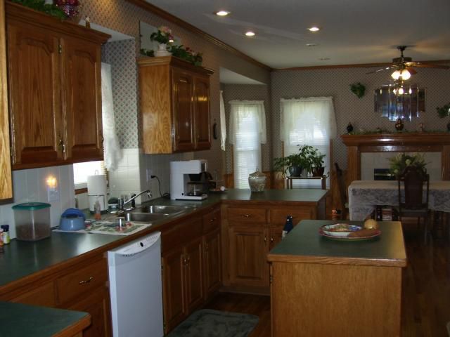 18805 E 33rd Street Ct, Independence, MO 64057