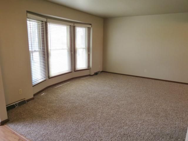 10108 W 97th Ter, Overland Park, KS 66212