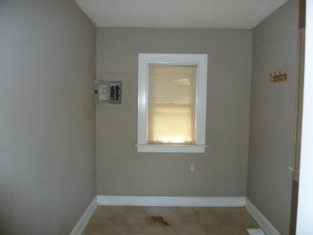 4016 Booth St, Kansas City, KS 66103