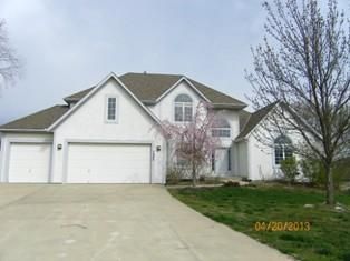 7942 W 155th Ter, Overland Park, KS 66223
