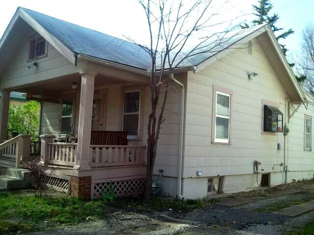804 W 77th St, Kansas City, MO 64114