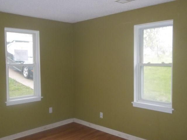 737 Thornton St, Leavenworth, KS 66048