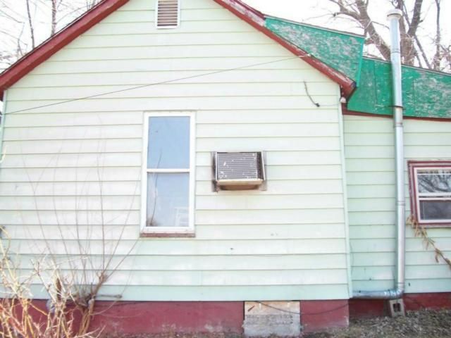 2209 Franklin St, Lexington, MO 64067