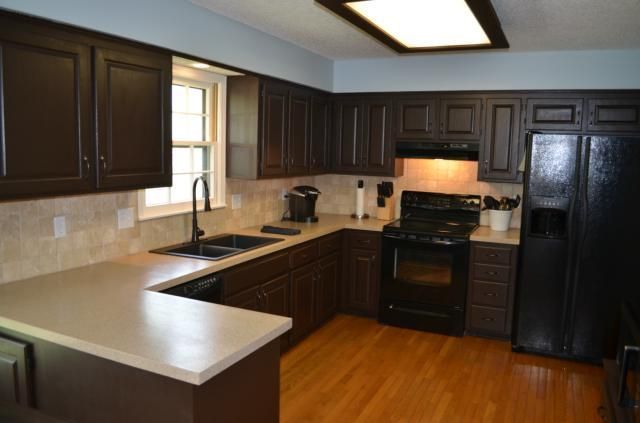 14912 S Arapaho Dr, Olathe, KS 66062