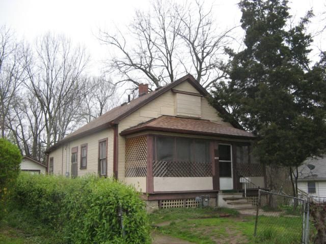 4029 Myrtle Ave, Kansas City, MO 64130