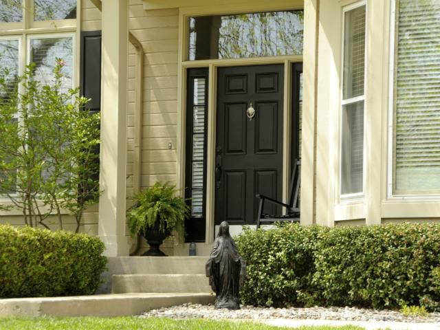 13920 Briar St, Overland Park, KS 66224