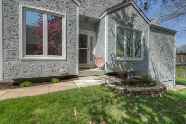 12461 Barkley St, Overland Park, KS 66209