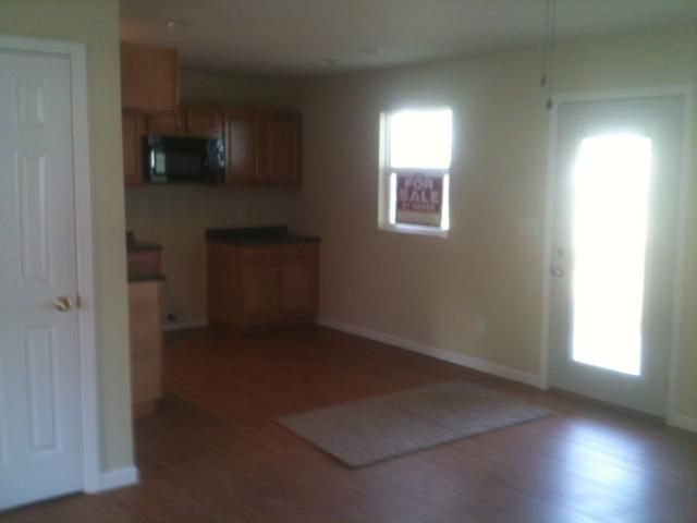 2725 S 23 St, St Joseph, MO 64503