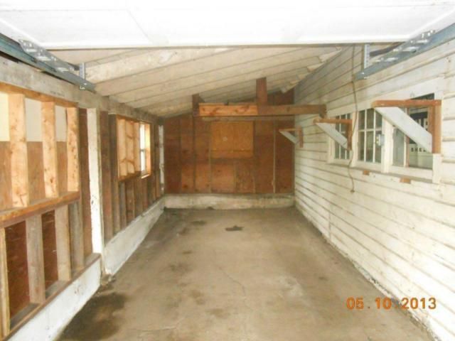 2822 NE 57th Ter, Gladstone, MO 64119