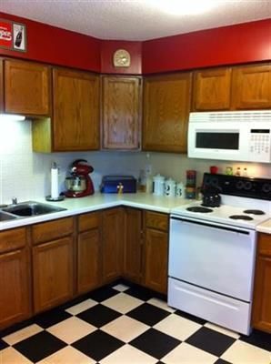 3724 Pinnacle Ct, Lawrence, KS 66049