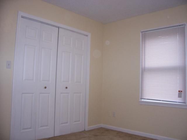 6032 Everett Ave, Kansas City, KS 66102