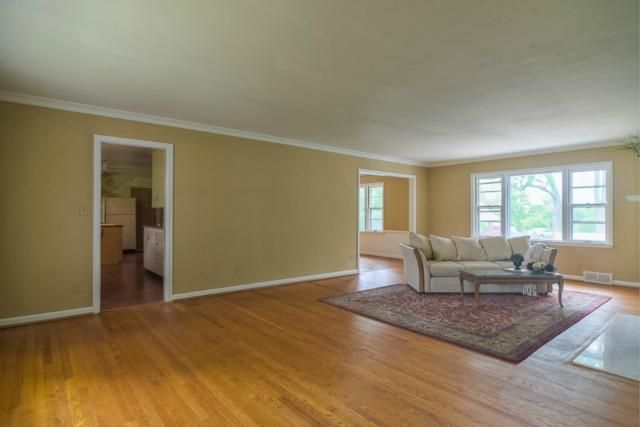 8000 E Gregory Blvd, Kansas City, MO 64133