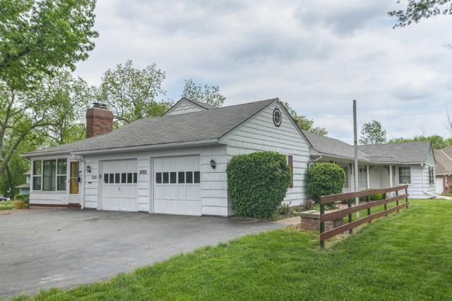 8000 E Gregory Blvd, Kansas City, MO 64133